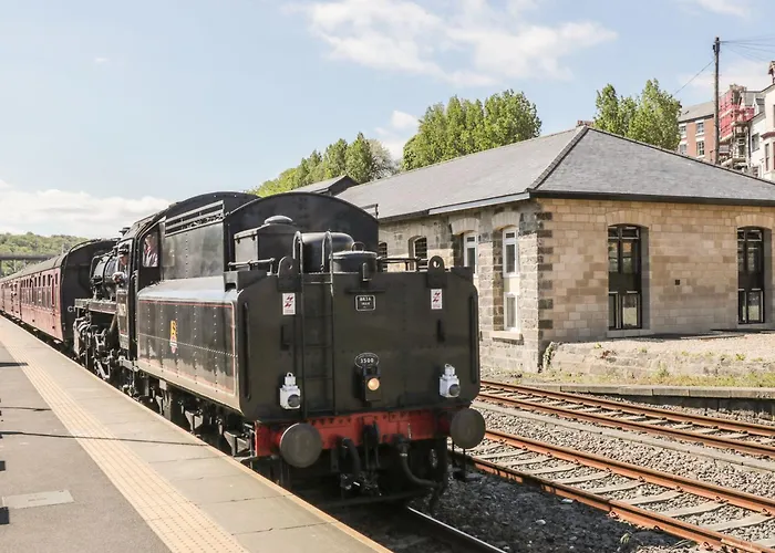 Blue Peter Engine Shed 公寓 惠特比